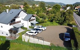 Apartmány DEER House